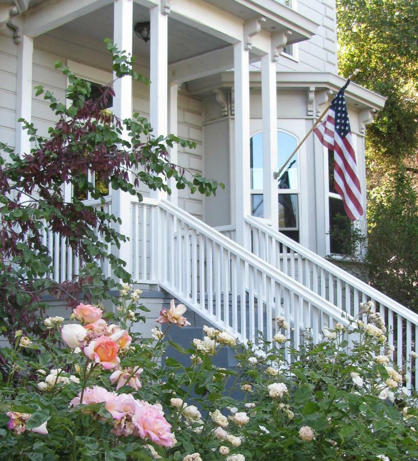Yosemite Rose Bed And Breakfast Groveland Esterno foto