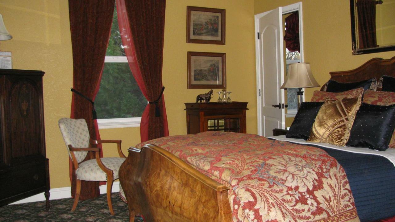 Yosemite Rose Bed And Breakfast Groveland Esterno foto